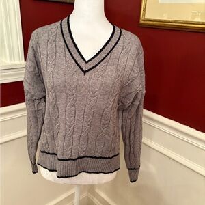 Adrianna Papell Chic V-Neck Cable Knit Sweater in Gray. NWOT